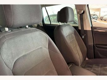 Volkswagen Tiguan 2.0 BiTDi 240 4Motion SEL 5dr DSG