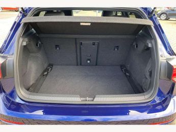 Volkswagen Golf 1.5 eTSI 150 R-Line 5dr DSG