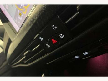Volkswagen Golf 1.5 eTSI 150 R-Line 5dr DSG