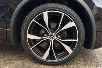 Volkswagen Tiguan 2.0 TDI 4Motion R-Line 5dr DSG