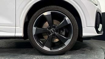 Audi Q2 35 TFSI Black Edition 5dr S Tronic