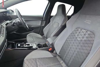Volkswagen Golf 1.5 eTSI 150 R-Line 5dr DSG