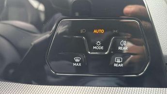 Volkswagen Golf TDi 2.0 TDI 150 R-Line 5dr DSG