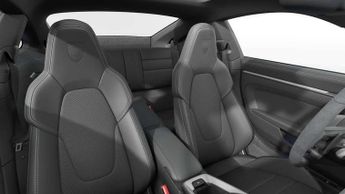 Porsche 911 2dr PDK