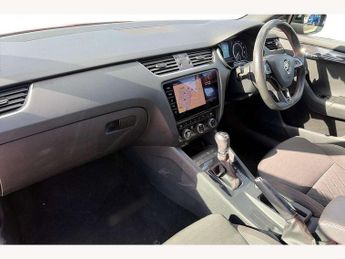 Skoda Octavia 2.0 TSI 245 vRS 5dr DSG [Black Pack]