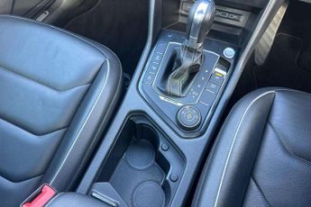 Volkswagen Tiguan 2.0 TDi 190 4Motion R-Line Tech 5dr DSG