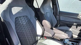 Volkswagen Golf 2.0 TDI 150 R-Line 5dr DSG