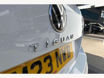 Volkswagen Tiguan 1.4 TSI eHybrid R-Line 5dr DSG