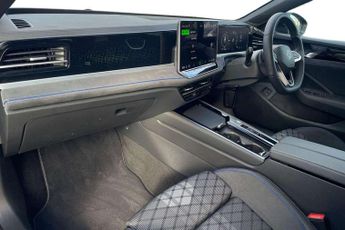 Volkswagen Passat 1.5 TSI eHybrid R-Line 5dr DSG