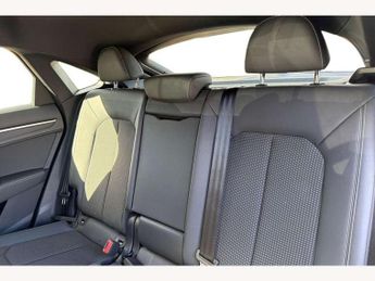 Audi Q3 35 TFSI S Line 5dr S Tronic