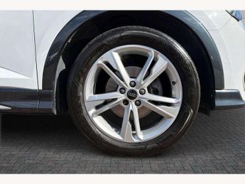 Audi Q3 35 TFSI S Line 5dr S Tronic