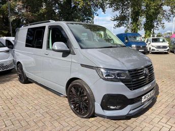 Volkswagen Transporter 2.0 TDI 150 Highline Kombi Van DSG