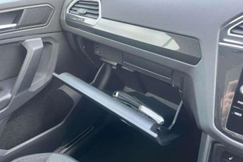 Volkswagen Tiguan 1.4 TSI eHybrid Elegance 5dr DSG