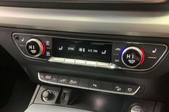 Audi Q5 50 TFSI e Quattro S Line 5dr S Tronic