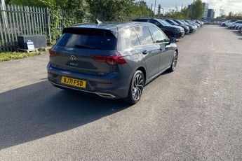 Volkswagen Golf 1.5 eTSI 150 Style 5dr DSG