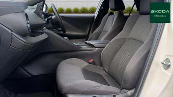 Toyota C-HR 1.8 Hybrid Design 5dr CVT