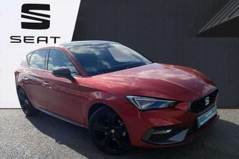 SEAT Leon 1.5 TSI 150 FR Black Edition 5dr [DAP]