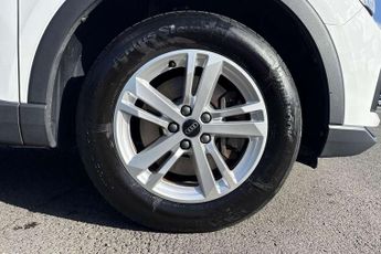 Audi Q3 45 TFSI e Technik 5dr S Tronic