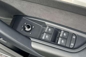 Audi Q5 40 TDI Quattro S Line 5dr S Tronic