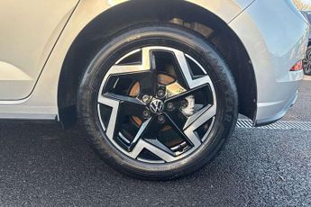 Volkswagen Polo 1.0 TSI 115 R-Line 5dr DSG