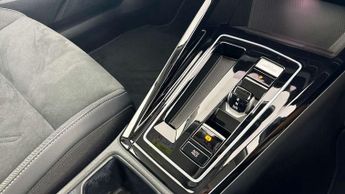 Volkswagen Golf 1.5 eTSI 150 Style 5dr DSG