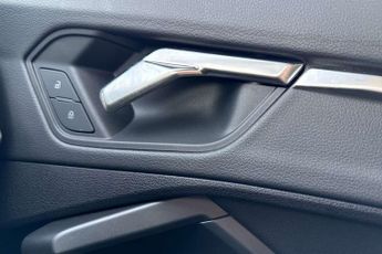 Audi Q3 35 TFSI S Line 5dr S Tronic