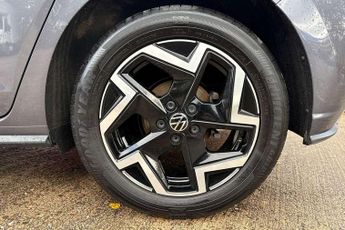 Volkswagen Polo 1.0 TSI 115 R-Line 5dr DSG