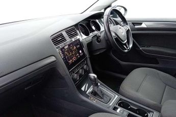 Volkswagen Golf 99kW e-Golf 35kWh 5dr Auto