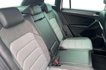 Volkswagen Tiguan 2.0 TDi 150 4Motion R-Line Tech 5dr DSG