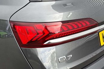 Audi Q7 50 TDI Quattro S Line 5dr Tiptronic