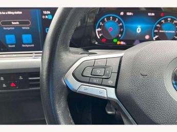Volkswagen Golf 1.5 eTSI 150 Life 5dr DSG