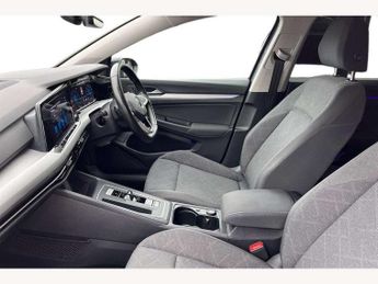Volkswagen Golf 1.5 eTSI 150 Life 5dr DSG