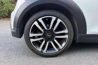 MINI Hatchback 1.5 Cooper Exclusive 3dr Auto