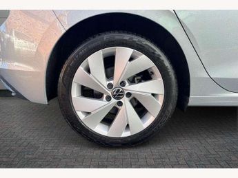 Volkswagen Golf 1.5 eTSI 150 Style 5dr DSG
