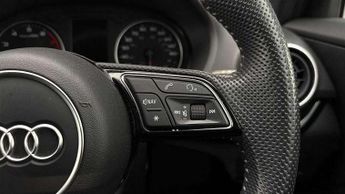 Audi Q2 35 TFSI Black Edition 5dr S Tronic