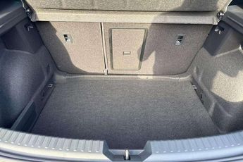 SEAT Leon 1.5 eTSI 115 FR Black Edition 5dr DSG [DAP]