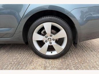 Skoda Octavia 1.5 TSI SE Drive 5dr DSG