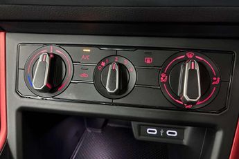 Volkswagen Polo 2.0 TSI 207 GTI 5dr DSG