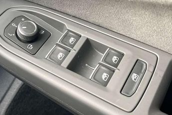 Volkswagen Golf 2.0 TDI Style 5dr DSG