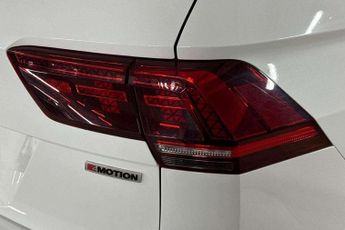 Volkswagen Tiguan 2.0 TSi 190 4Motion SEL 5dr DSG