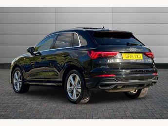 Audi Q3 45 TFSI Quattro S Line 5dr S Tronic
