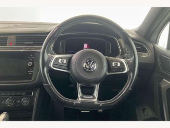 Volkswagen Tiguan 2.0 TSi 230 4Motion R-Line Tech 5dr DSG