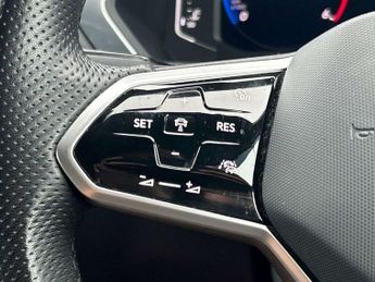Volkswagen Tiguan 2.0 TDI R-Line Edition 5dr DSG