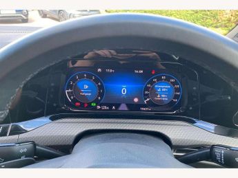 Volkswagen Golf 1.5 eTSI 150 R-Line 5dr DSG