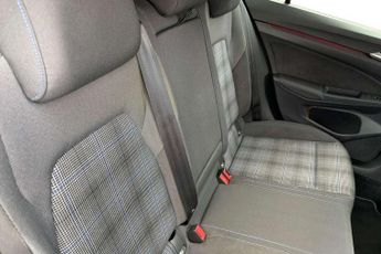 Volkswagen Golf 1.4 TSI GTE 5dr DSG