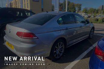 Volkswagen Passat 1.5 TSI EVO 150 R-Line 4dr DSG [Panoramic Roof]
