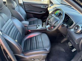 MG HS 1.5 T-GDI Exclusive 5dr DCT