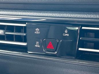 Volkswagen Caddy Maxi 2.0 TDI 122 Life 5dr DSG [Tech Pack]