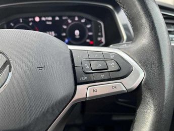 Volkswagen Tiguan 2.0 TDI Elegance 5dr DSG