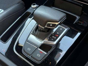 Audi Q5 40 TDI Quattro Black Edition 5dr S Tronic